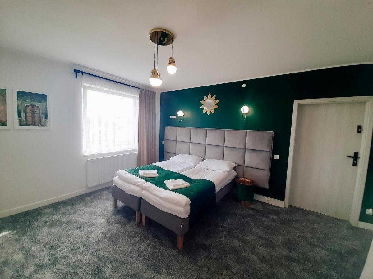 Bed and Breakfast Wyjatkowe Smaki à Pruszcz Gdański Extérieur photo